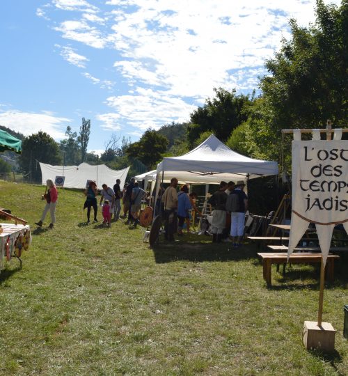 L'entrée du camp de l'ost des temps jadis à Peyroules